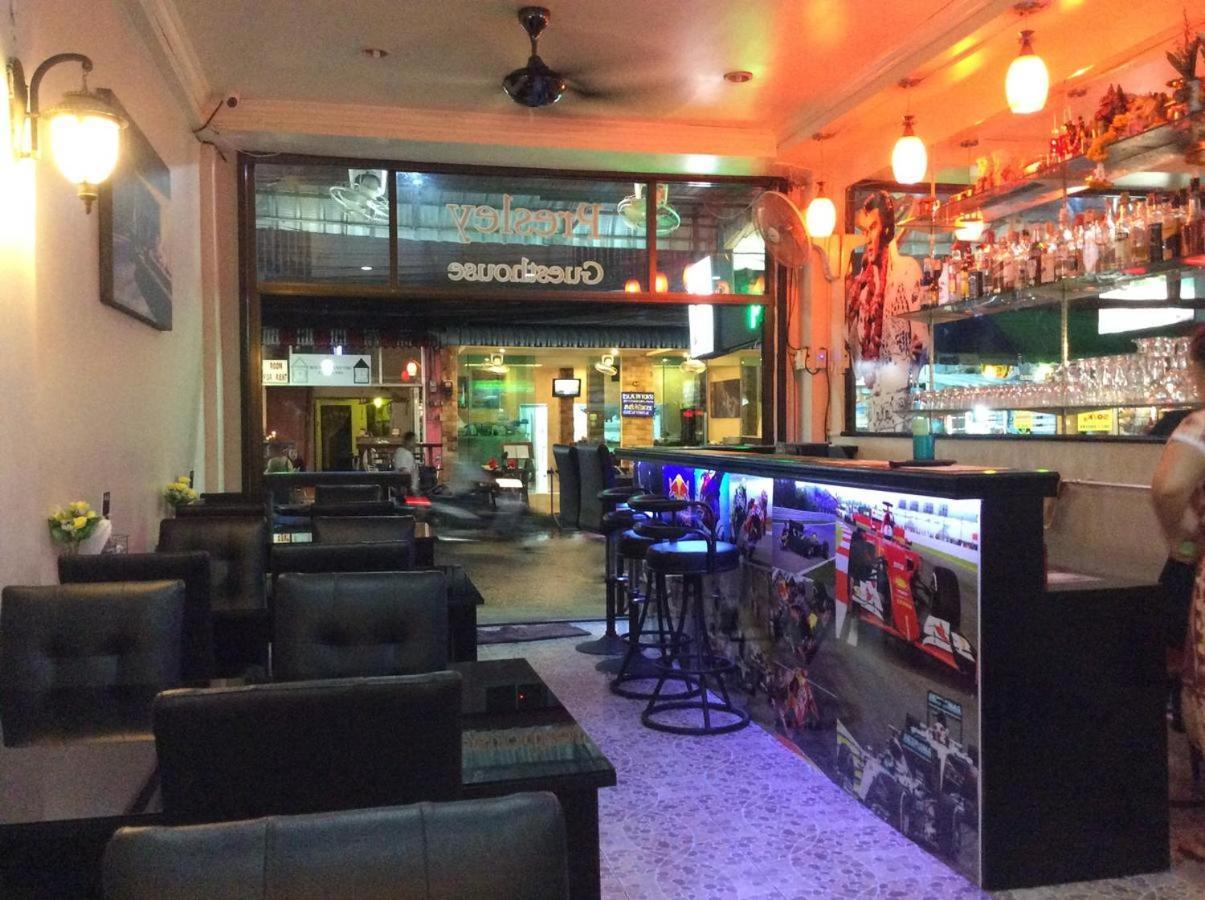 Oyo 739 Presley Guesthouse Phuket Patong Екстериор снимка